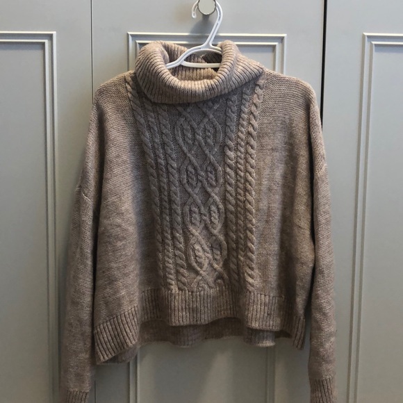Cropped knit sweater - Picture 1 of 2